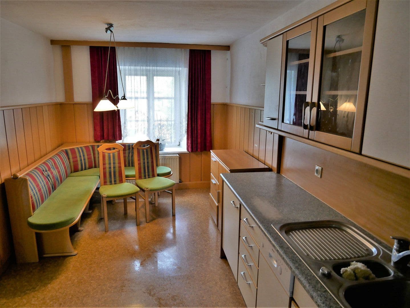 house for sale, 390 m², Hauptstraße 75, Frankenmarkt, Upper Austria house for sale, 390 m², Hauptstraße 75, Frankenmarkt, Upper Austria