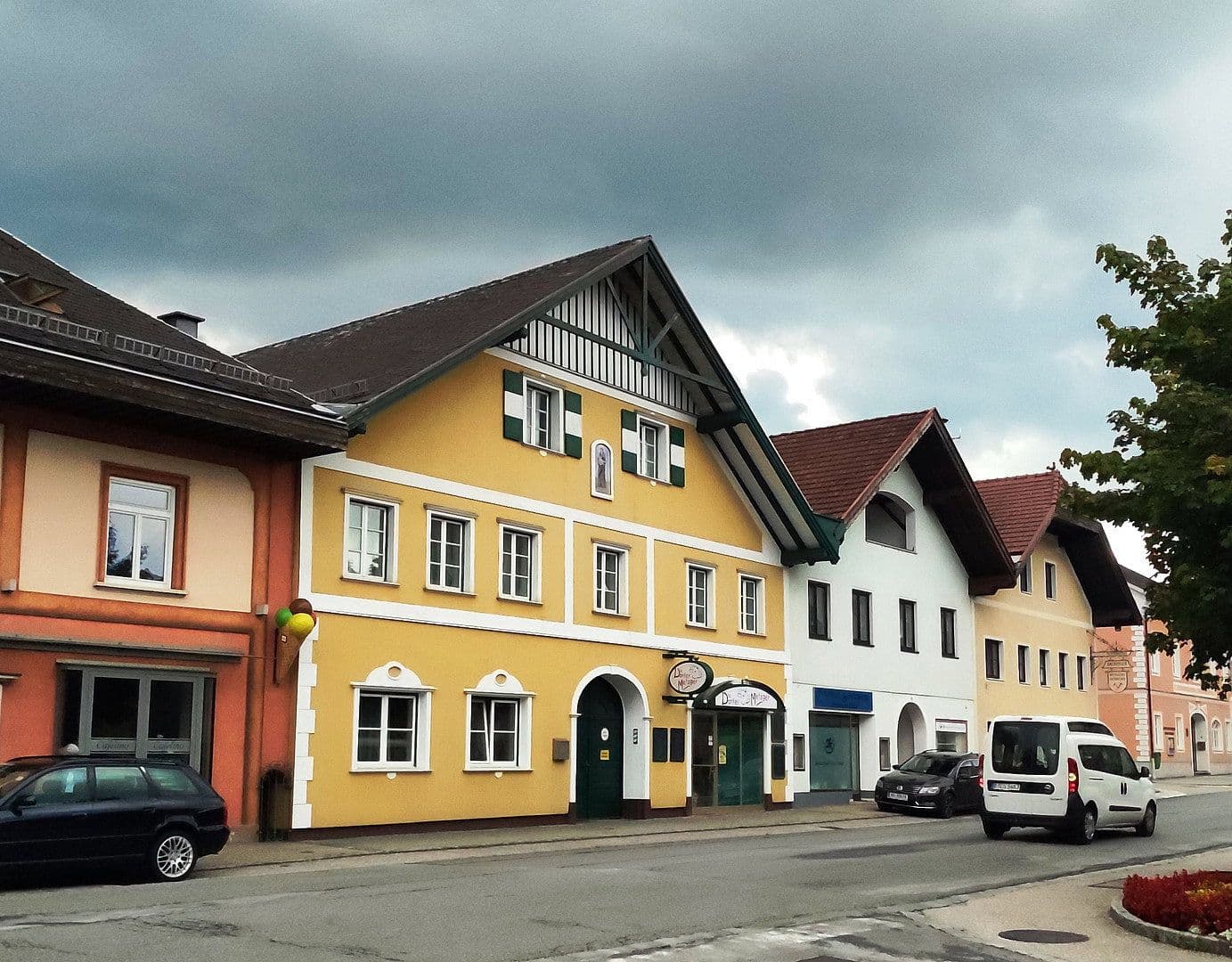 house for sale, 390 m², Hauptstraße 75, Frankenmarkt, Upper Austria house for sale, 390 m², Hauptstraße 75, Frankenmarkt, Upper Austria