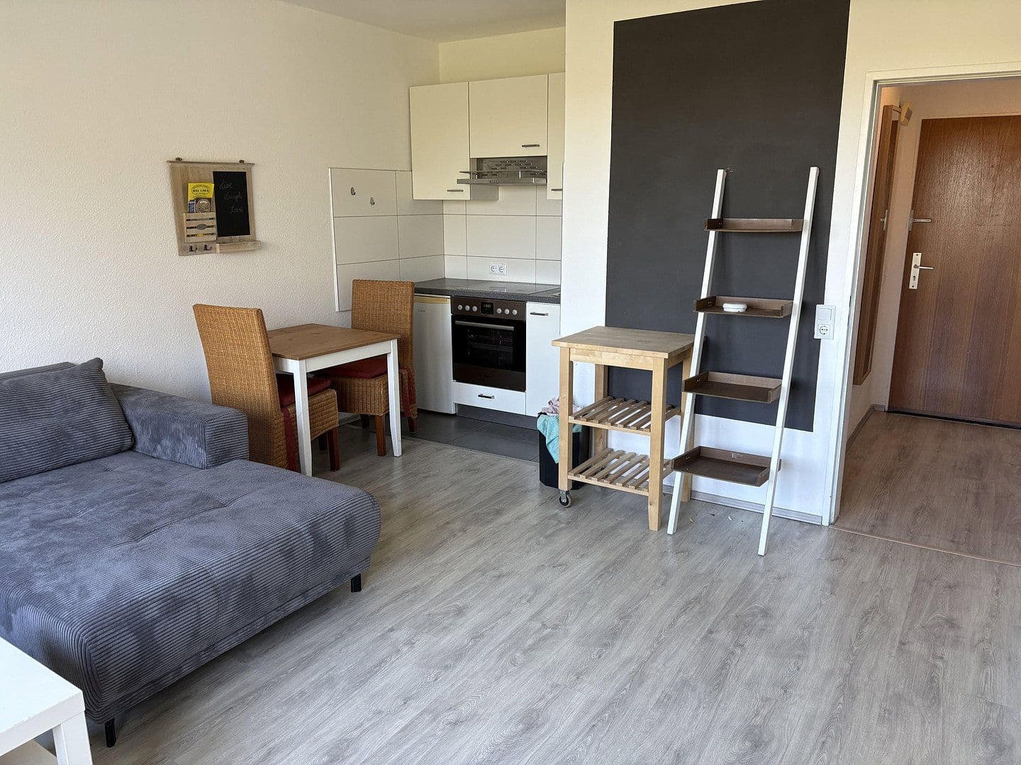 Studio flat to rent, 40 m², Irispfad 11, Bochum, North Rhine-Westphalia Studio flat to rent, 40 m², Irispfad 11, Bochum, North Rhine-Westphalia