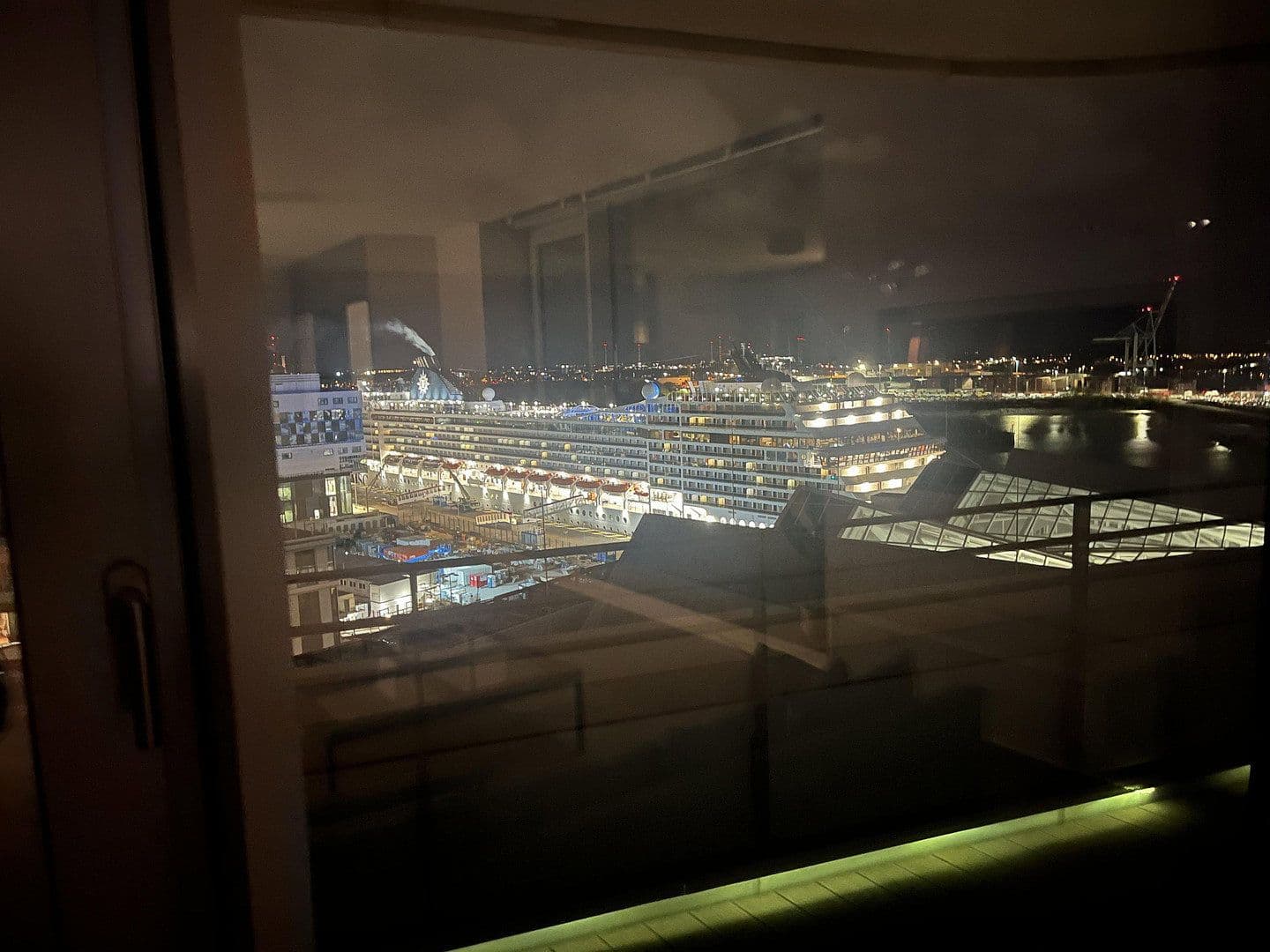 2 bedroom flat for sale, 95 m², Am Strandkai 3, Hamburg, Hamburg 2 bedroom flat for sale, 95 m², Am Strandkai 3, Hamburg, Hamburg