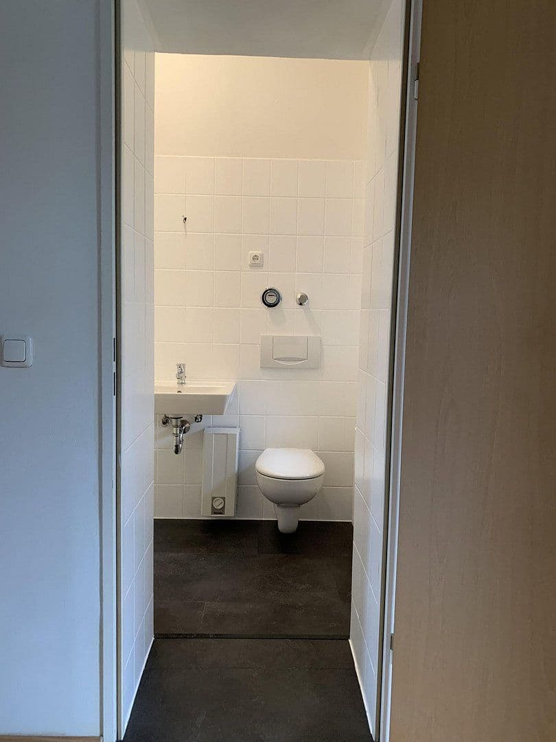 Studio flat to rent, 36 m², Steeler Str. 264, Essen, North Rhine-Westphalia Studio flat to rent, 36 m², Steeler Str. 264, Essen, North Rhine-Westphalia