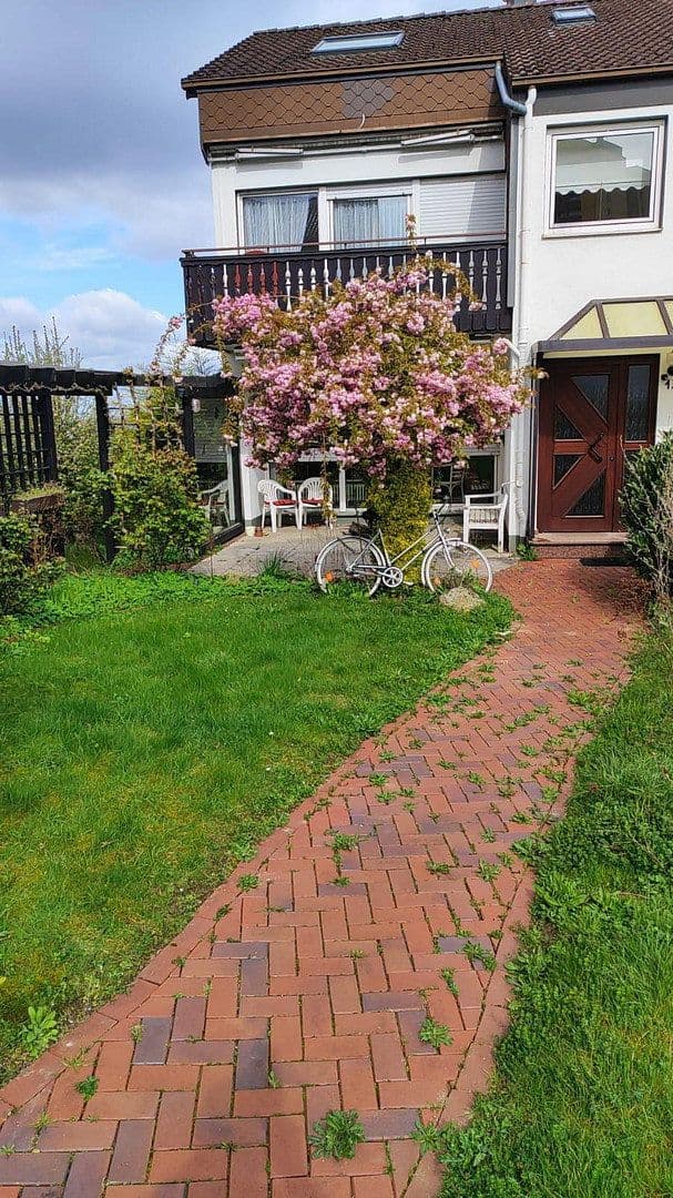 house for sale, 112 m², Lemgo, North Rhine-Westphalia house for sale, 112 m², Lemgo, North Rhine-Westphalia