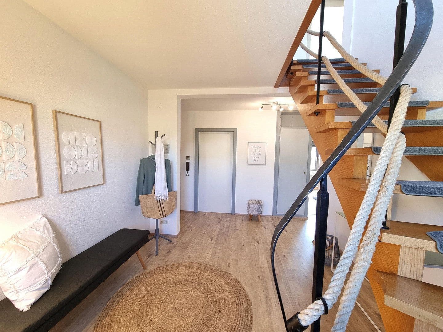 4 bedroom with open-plan kitchen flat for sale, 125 m², Lessingstr. 23, Singen (Hohentwiel), Baden-Württemberg 4 bedroom with open-plan kitchen flat for sale, 125 m², Lessingstr. 23, Singen (Hohentwiel), Baden-Württemberg