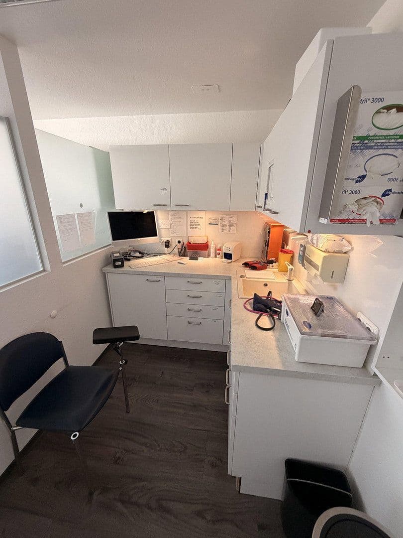 office to rent, 170 m², Bismarckstraße 4, Pinneberg, Schleswig-Holstein office to rent, 170 m², Bismarckstraße 4, Pinneberg, Schleswig-Holstein