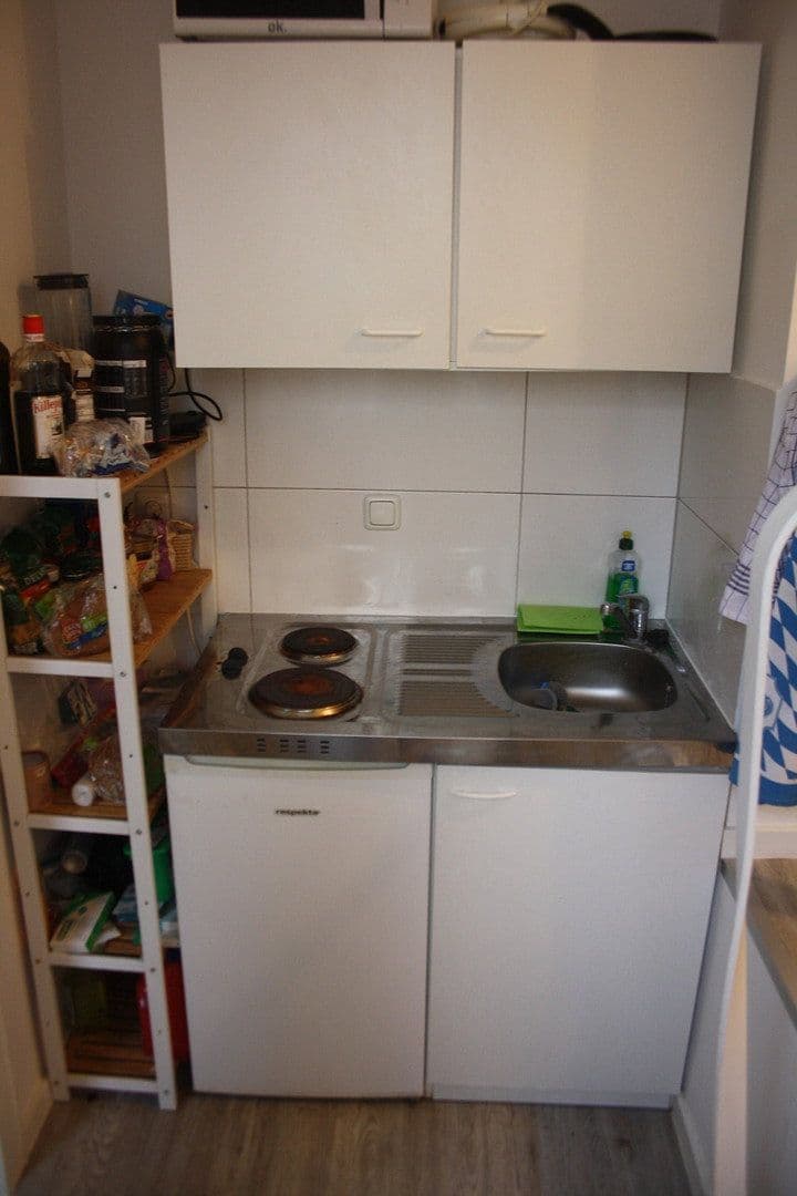 1 bedroom flat to rent, 31 m², Nordstraße 68, Krefeld, North Rhine-Westphalia 1 bedroom flat to rent, 31 m², Nordstraße 68, Krefeld, North Rhine-Westphalia