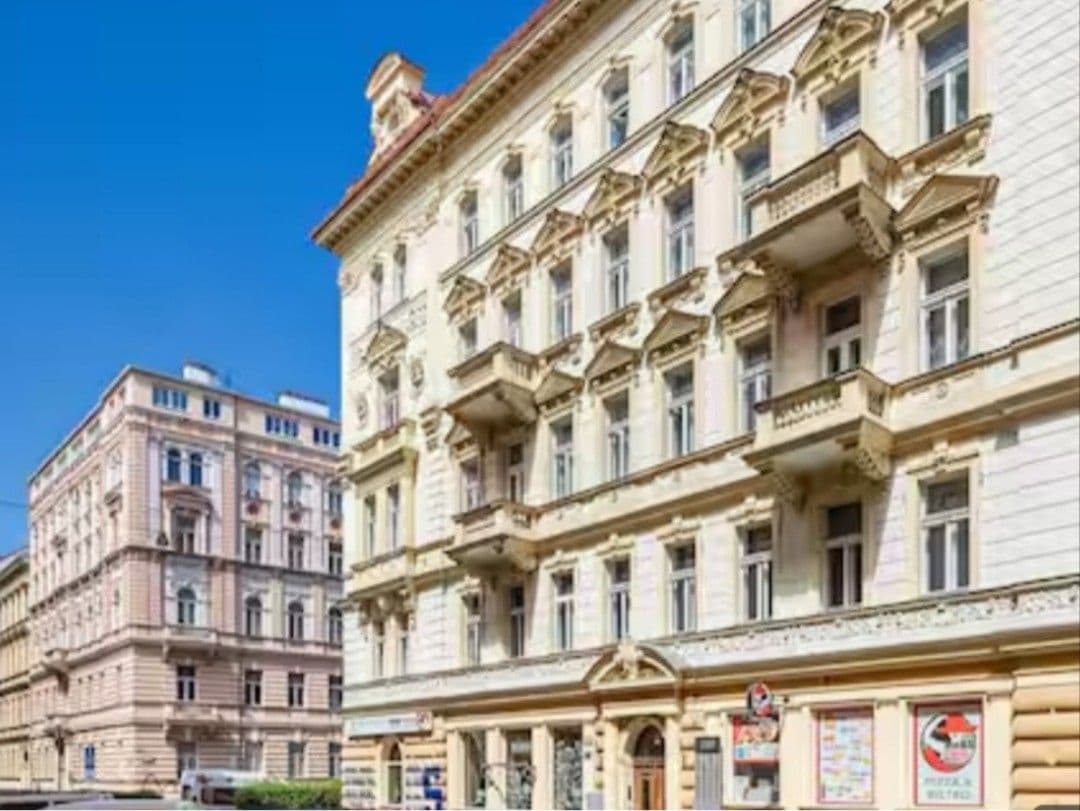 Studio flat to rent, 25 m², Tyršova, Prague, Prague Studio flat to rent, 25 m², Tyršova, Prague, Prague