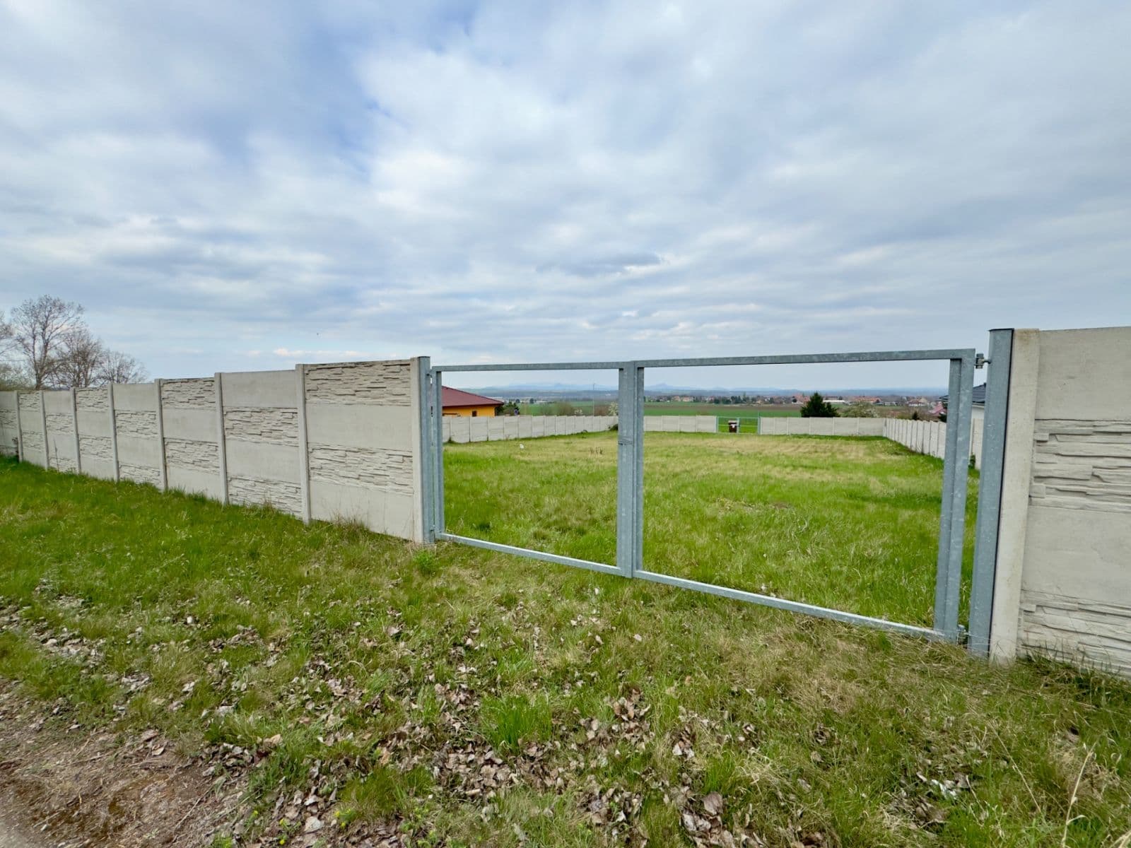 plot for sale, 1,369 m², Žatec, Ústecký Region plot for sale, 1,369 m², Žatec, Ústecký Region