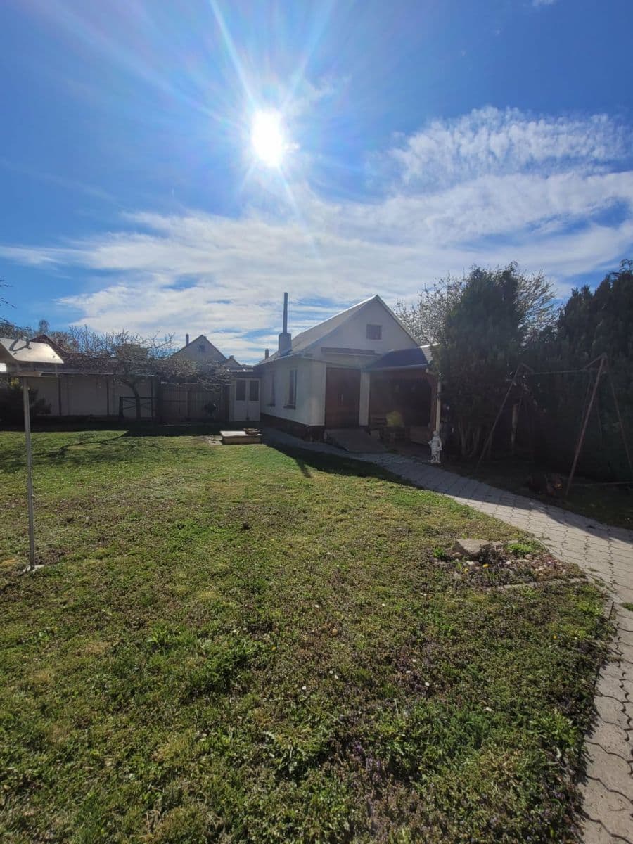 house to rent, 200 m², Jablonica, Trnavský Region house to rent, 200 m², Jablonica, Trnavský Region