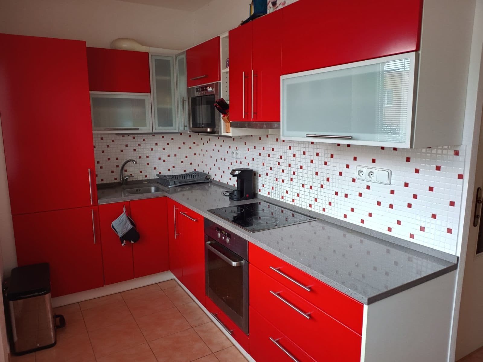 3 bedroom flat to rent, 70 m², Na Šutce, Prague, Prague 3 bedroom flat to rent, 70 m², Na Šutce, Prague, Prague