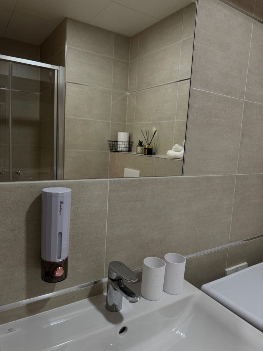 Studio flat for sale, 22 m², Plzeňská, Prague, Prague Studio flat for sale, 22 m², Plzeňská, Prague, Prague