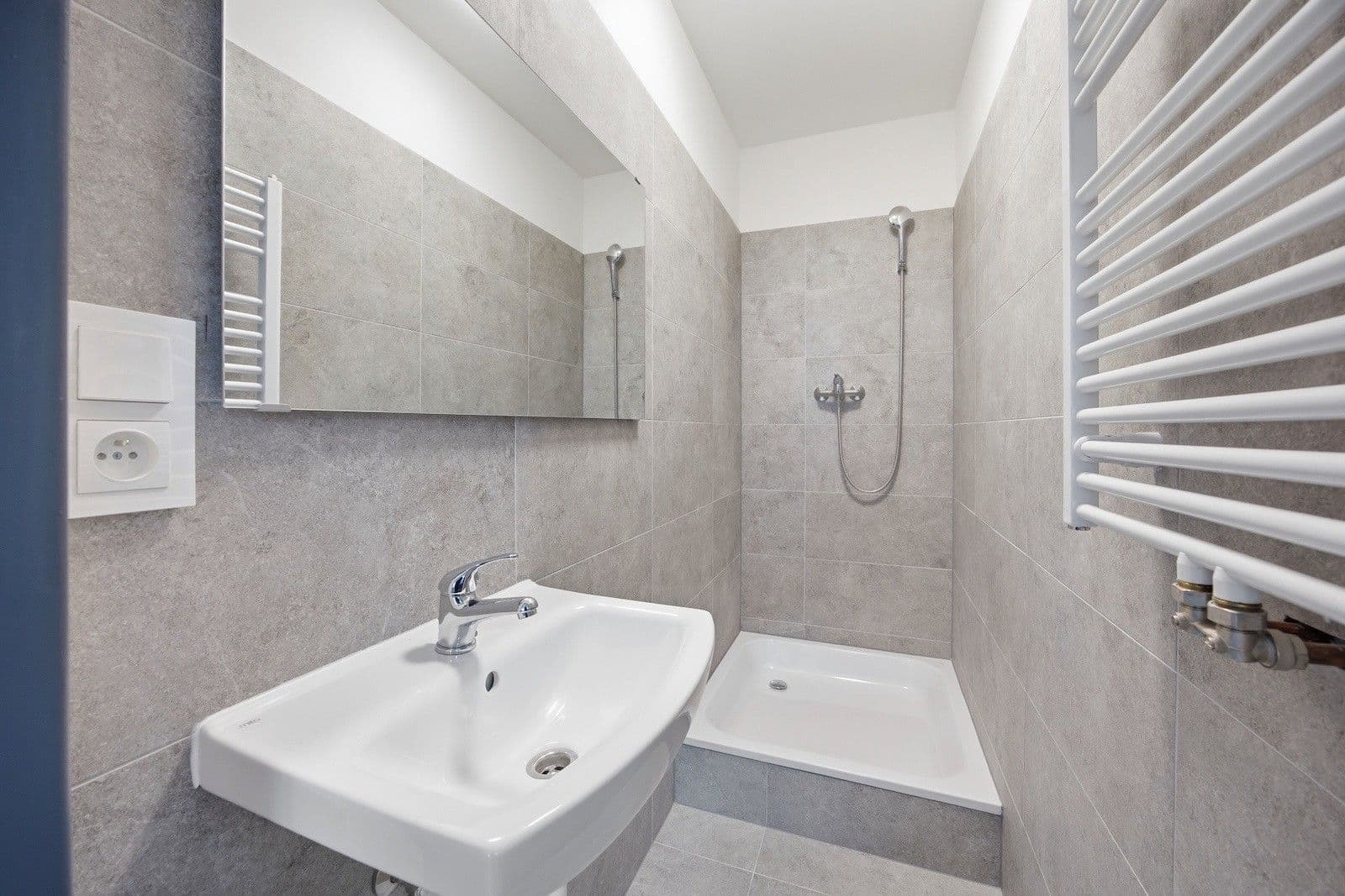 6 bedroom flat to rent, 130 m², Veltruská, Prague, Prague 6 bedroom flat to rent, 130 m², Veltruská, Prague, Prague