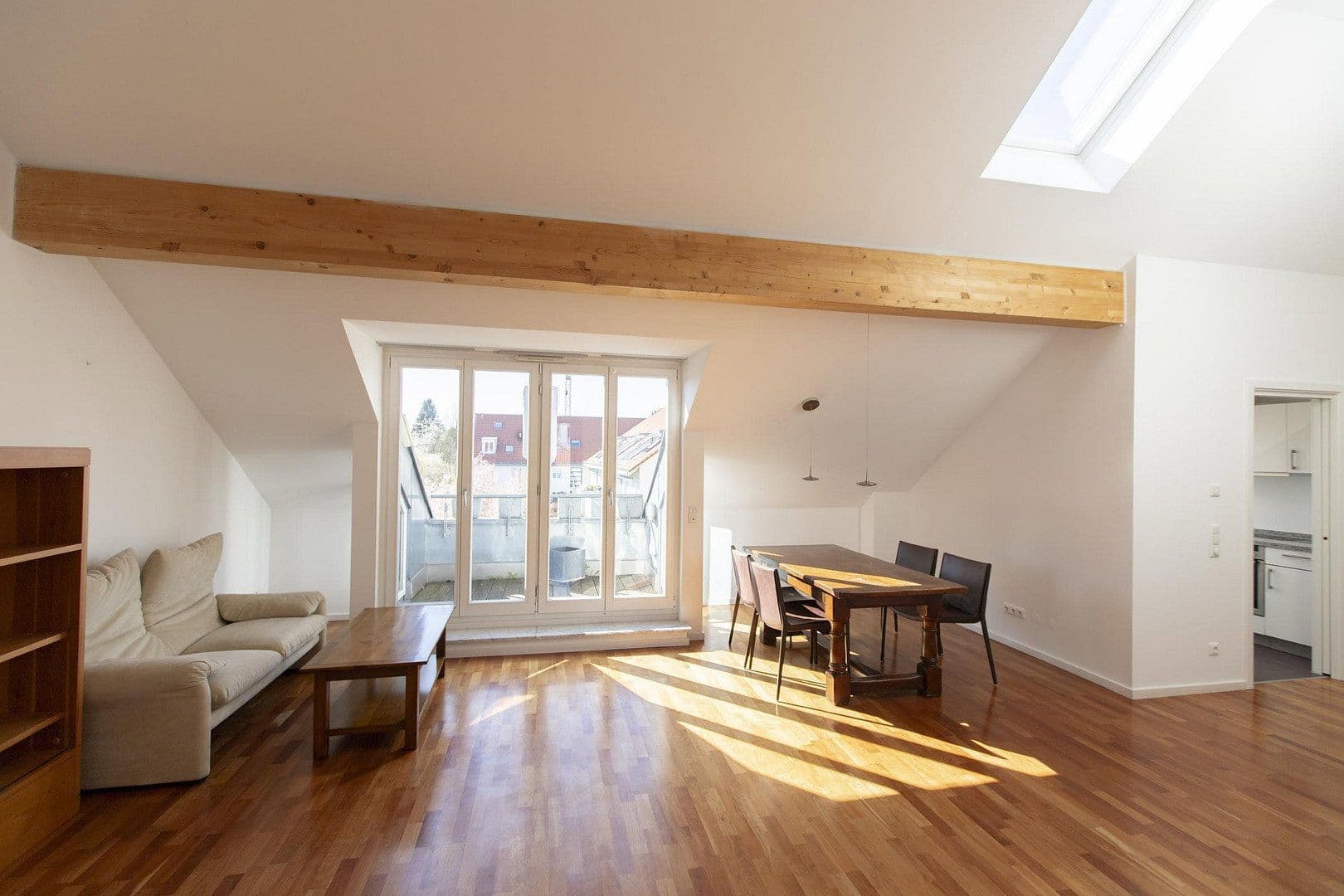 3 bedroom flat to rent, 90 m², Forstenrieder Allee 194, München, Bavaria 3 bedroom flat to rent, 90 m², Forstenrieder Allee 194, München, Bavaria