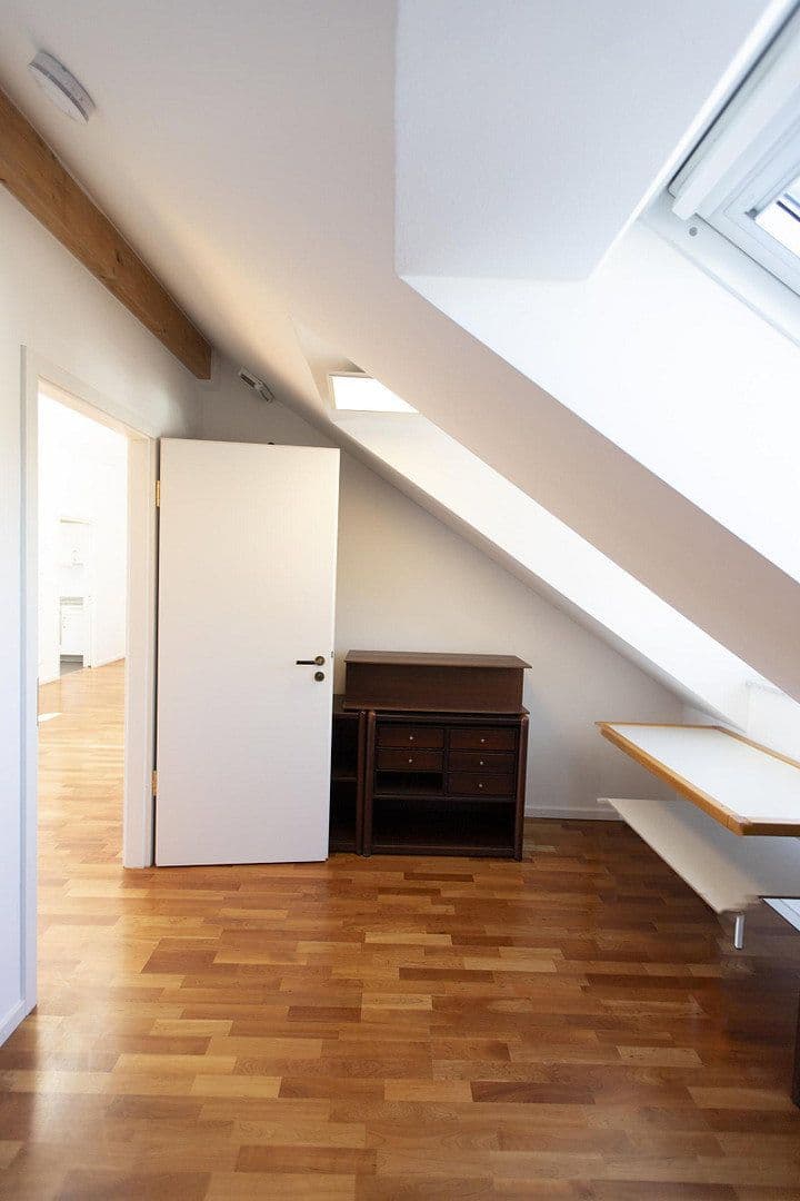 3 bedroom flat to rent, 90 m², Forstenrieder Allee 194, München, Bavaria 3 bedroom flat to rent, 90 m², Forstenrieder Allee 194, München, Bavaria