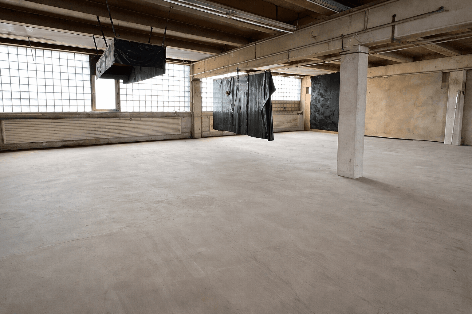 house for sale, 8,500 m², Weidhausen b.Coburg, Bavaria house for sale, 8,500 m², Weidhausen b.Coburg, Bavaria