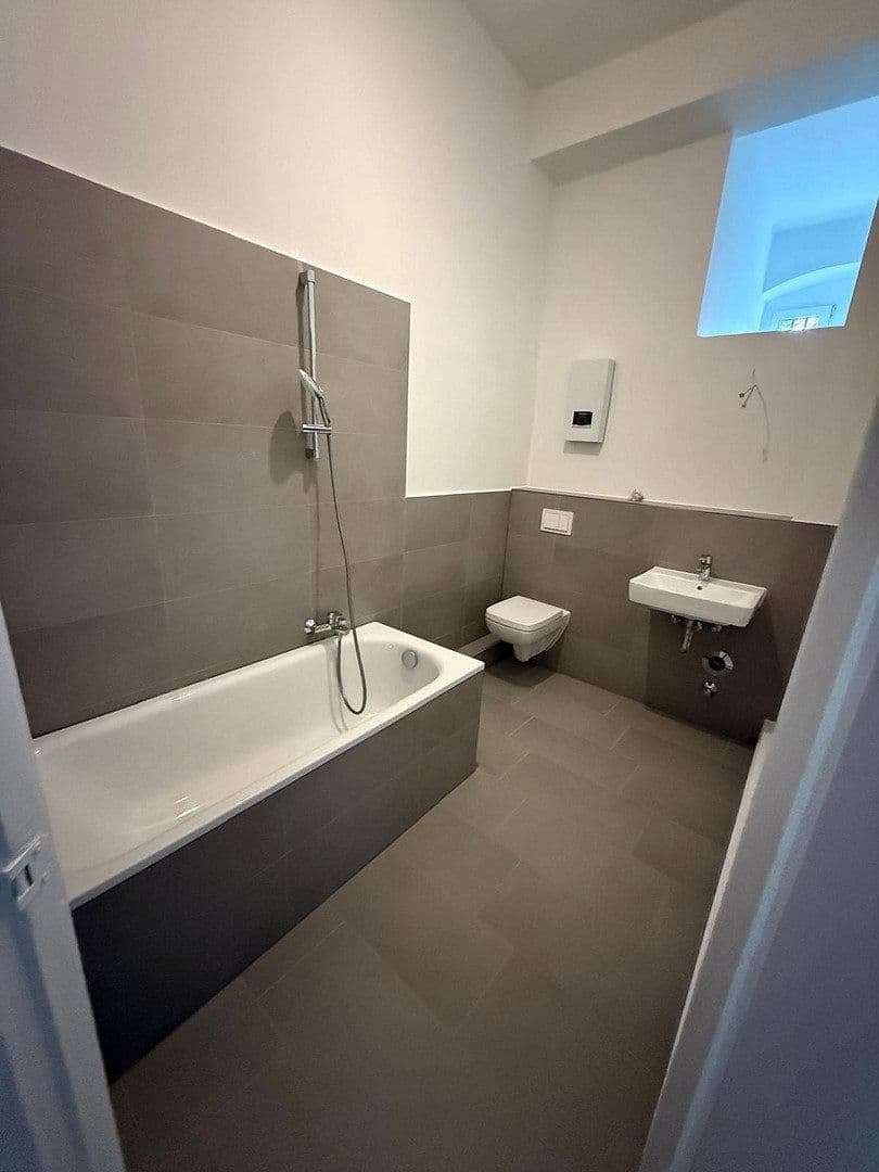 3 bedroom flat to rent, 107 m², Detmolder Straße, Berlin, Berlin 3 bedroom flat to rent, 107 m², Detmolder Straße, Berlin, Berlin