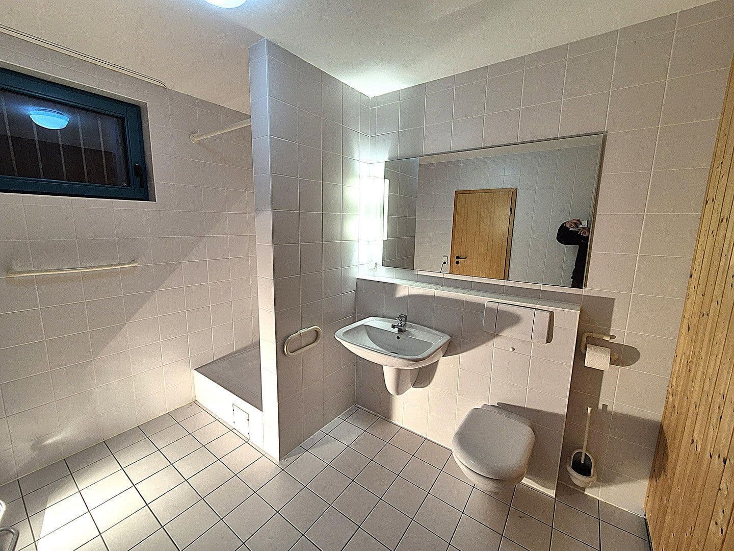 house to rent, 200 m², Frankfurt, Hesse house to rent, 200 m², Frankfurt, Hesse