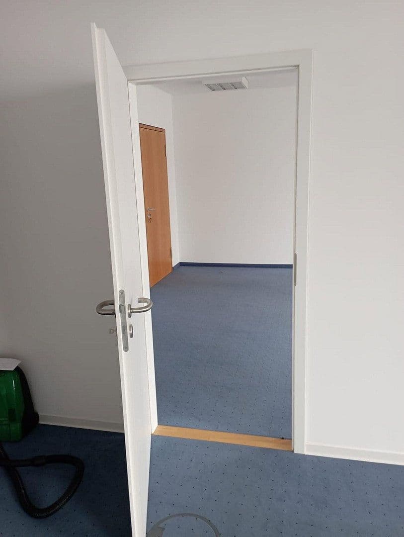 office to rent, 76 m², Baruther Strasse 20/21, Zossen, Brandenburg office to rent, 76 m², Baruther Strasse 20/21, Zossen, Brandenburg