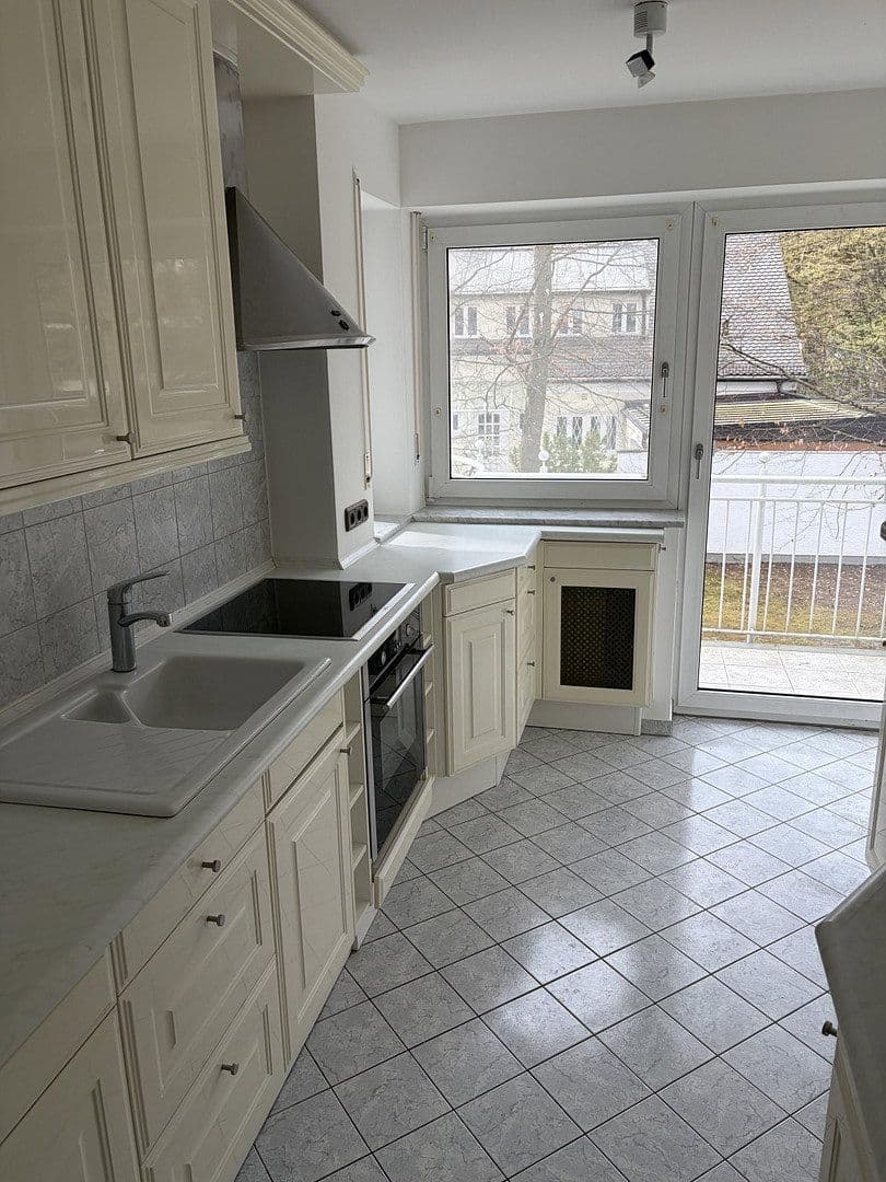 5 bedroom flat for sale, 133 m², Harthauserstrasse 38, München, Bavaria 5 bedroom flat for sale, 133 m², Harthauserstrasse 38, München, Bavaria