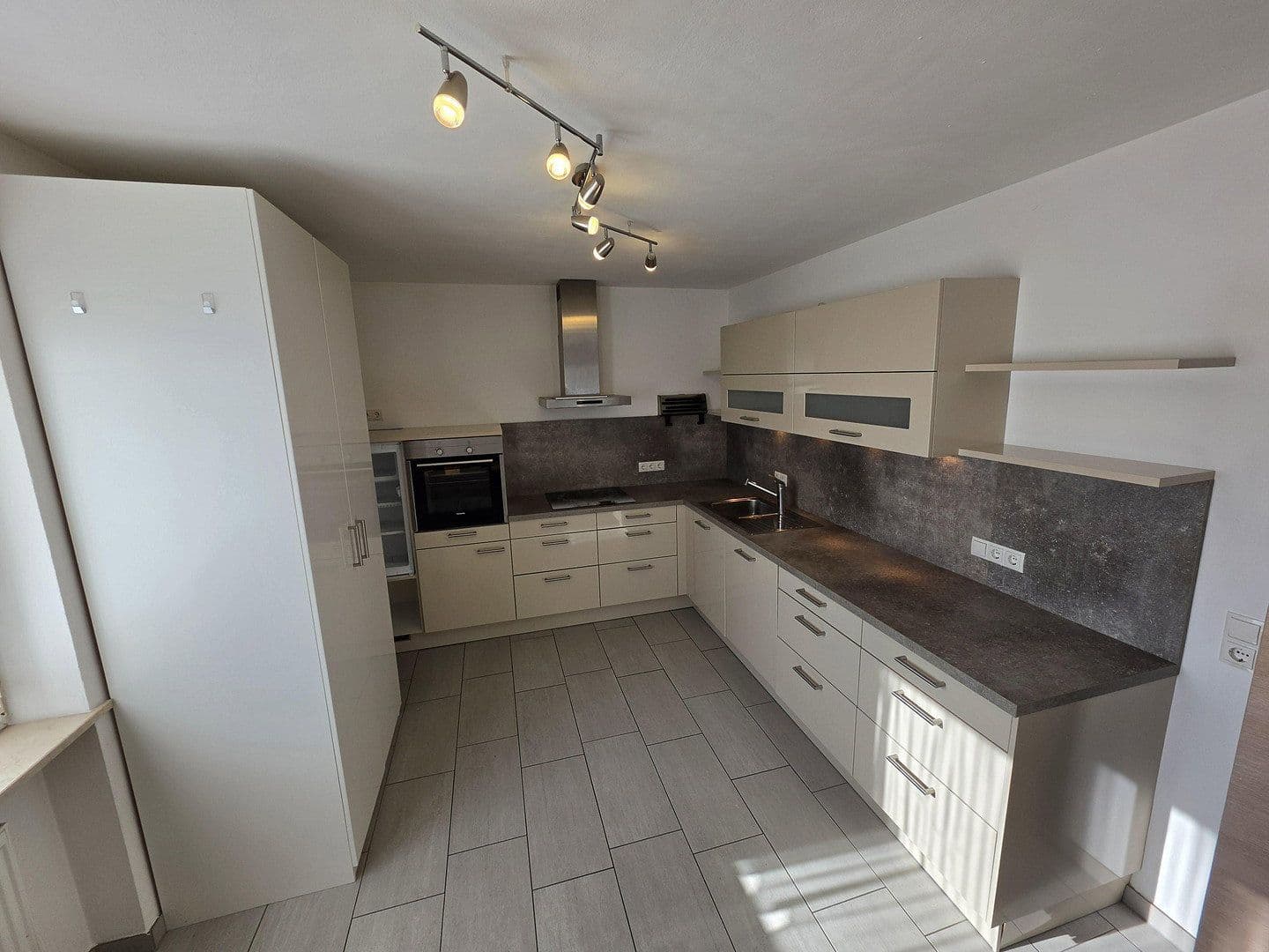 2 bedroom flat to rent, 61 m², Henschelring 3, Kirchheim b. München, Bavaria 2 bedroom flat to rent, 61 m², Henschelring 3, Kirchheim b. München, Bavaria