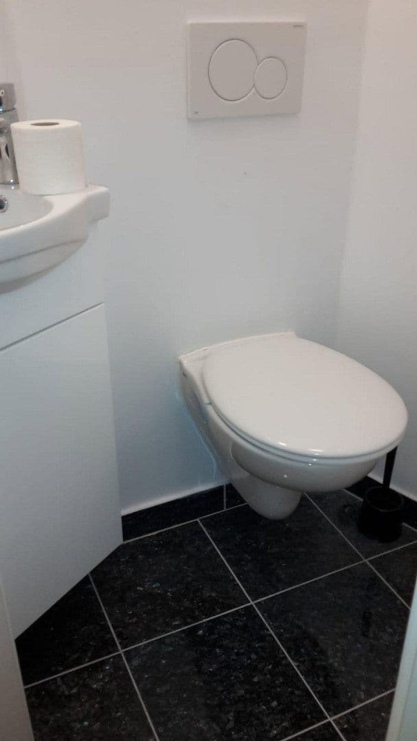 4 bedroom flat for sale, 127 m², Offenbach am Main, Hesse 4 bedroom flat for sale, 127 m², Offenbach am Main, Hesse