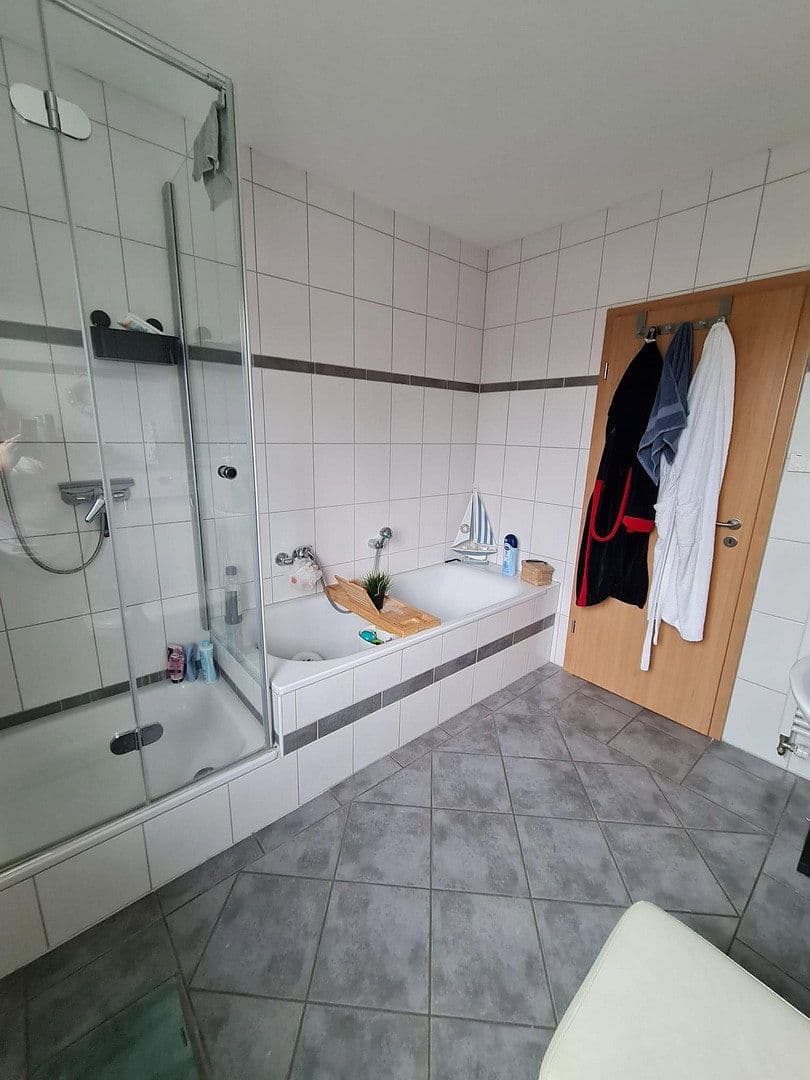 4 bedroom flat to rent, 116 m², Gartenstraße 46, Bergheim, North Rhine-Westphalia 4 bedroom flat to rent, 116 m², Gartenstraße 46, Bergheim, North Rhine-Westphalia