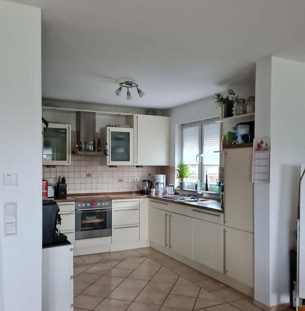 4 bedroom flat to rent, 116 m², Gartenstraße 46, Bergheim, North Rhine-Westphalia 4 bedroom flat to rent, 116 m², Gartenstraße 46, Bergheim, North Rhine-Westphalia