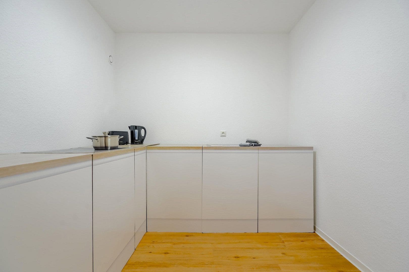 Studio flat for sale, 40 m², Katzenberg 36, Mainz, Rhineland-Palatinate Studio flat for sale, 40 m², Katzenberg 36, Mainz, Rhineland-Palatinate