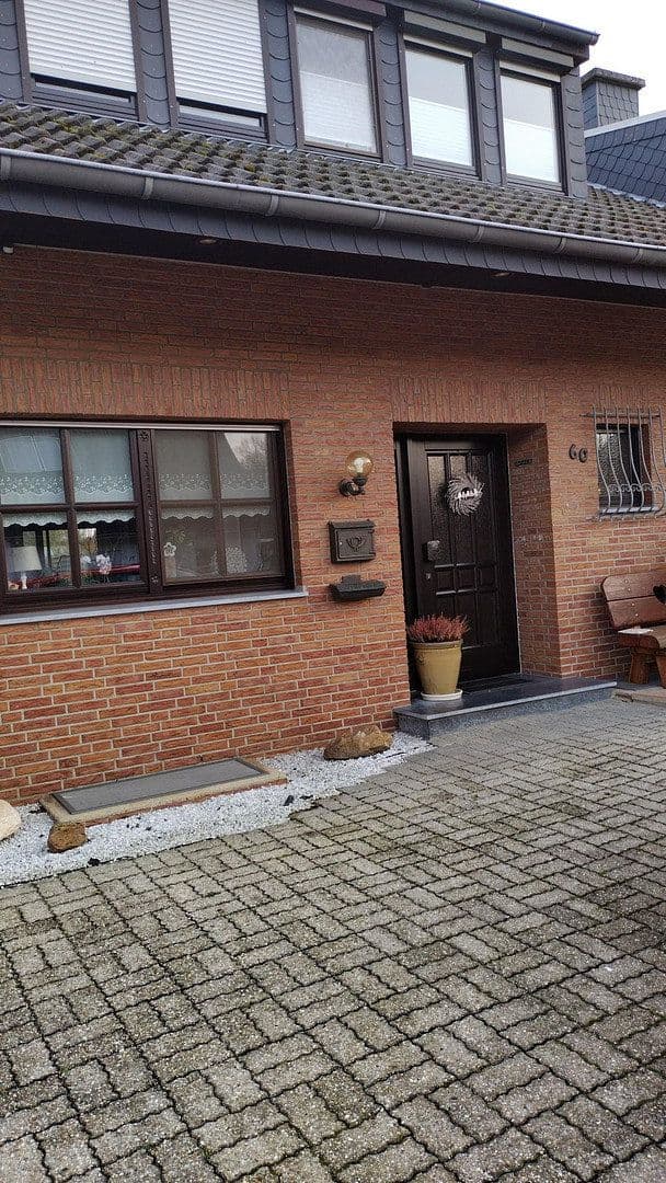 house for sale, 211 m², Krefelderstr.60, Wegberg, North Rhine-Westphalia house for sale, 211 m², Krefelderstr.60, Wegberg, North Rhine-Westphalia