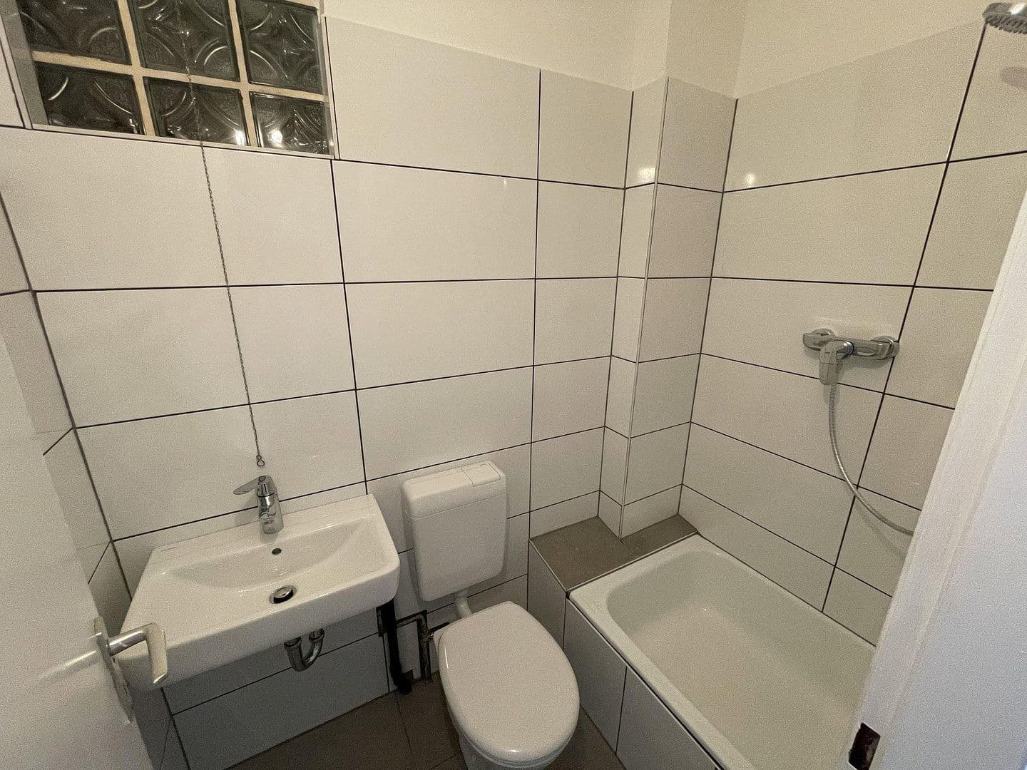 2 bedroom flat to rent, 47 m², Mainkurstraße 32, Frankfurt, Hesse 2 bedroom flat to rent, 47 m², Mainkurstraße 32, Frankfurt, Hesse