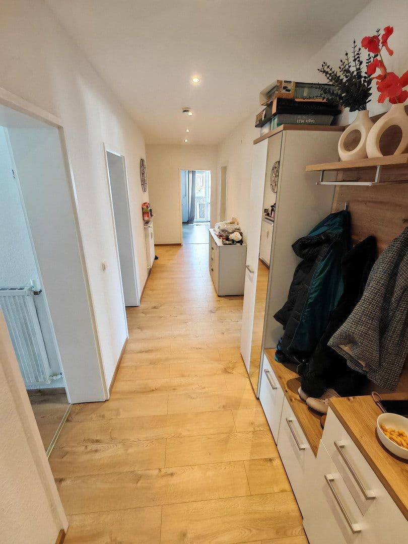 3 bedroom with open-plan kitchen flat to rent, 135 m², Heinrich-Weber-Str. 37, Heppenheim, Hesse 3 bedroom with open-plan kitchen flat to rent, 135 m², Heinrich-Weber-Str. 37, Heppenheim, Hesse