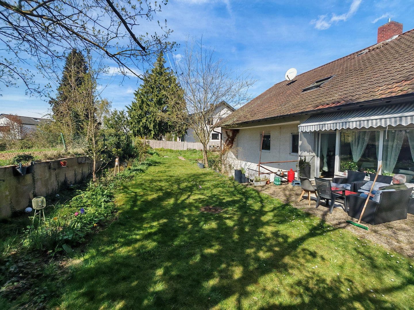 3 bedroom with open-plan kitchen flat to rent, 135 m², Heinrich-Weber-Str. 37, Heppenheim, Hesse 3 bedroom with open-plan kitchen flat to rent, 135 m², Heinrich-Weber-Str. 37, Heppenheim, Hesse