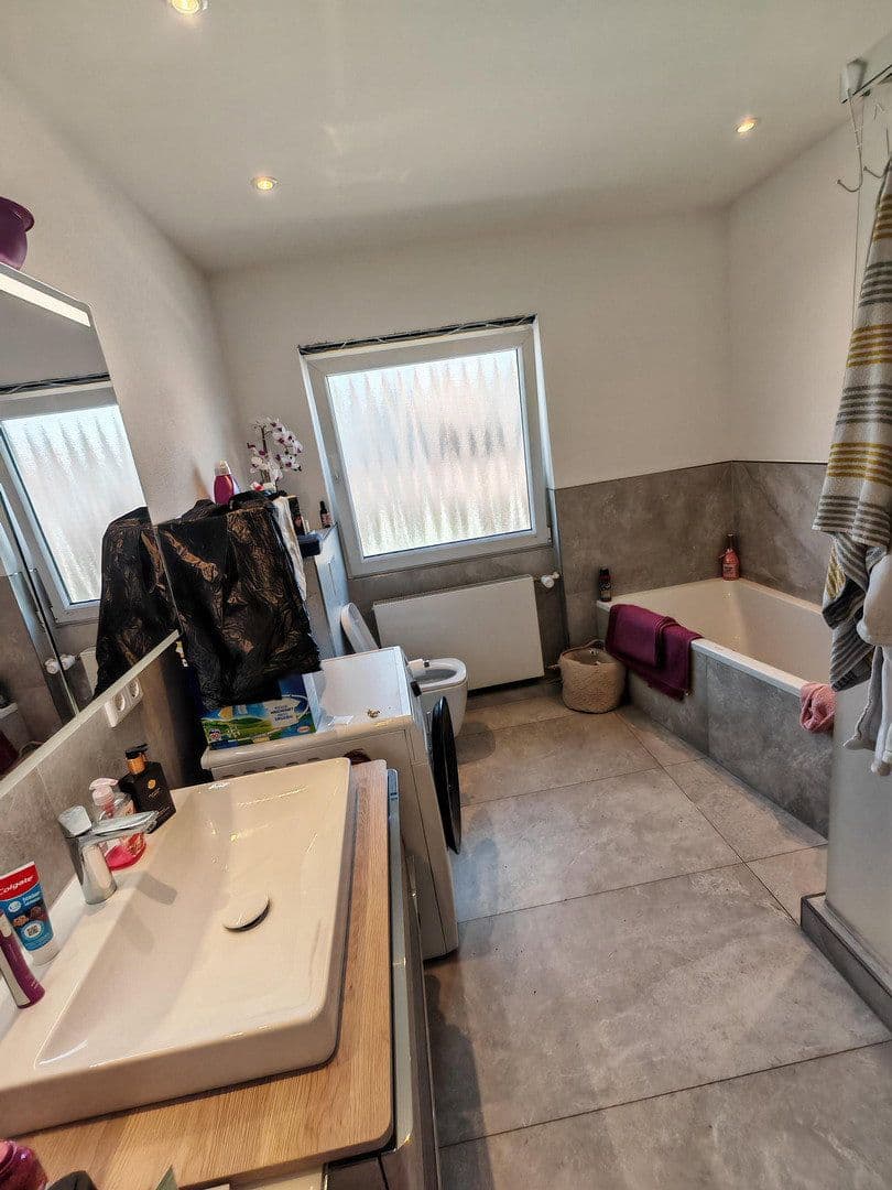 3 bedroom with open-plan kitchen flat to rent, 135 m², Heinrich-Weber-Str. 37, Heppenheim, Hesse 3 bedroom with open-plan kitchen flat to rent, 135 m², Heinrich-Weber-Str. 37, Heppenheim, Hesse