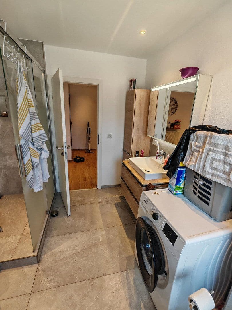 3 bedroom with open-plan kitchen flat to rent, 135 m², Heinrich-Weber-Str. 37, Heppenheim, Hesse 3 bedroom with open-plan kitchen flat to rent, 135 m², Heinrich-Weber-Str. 37, Heppenheim, Hesse