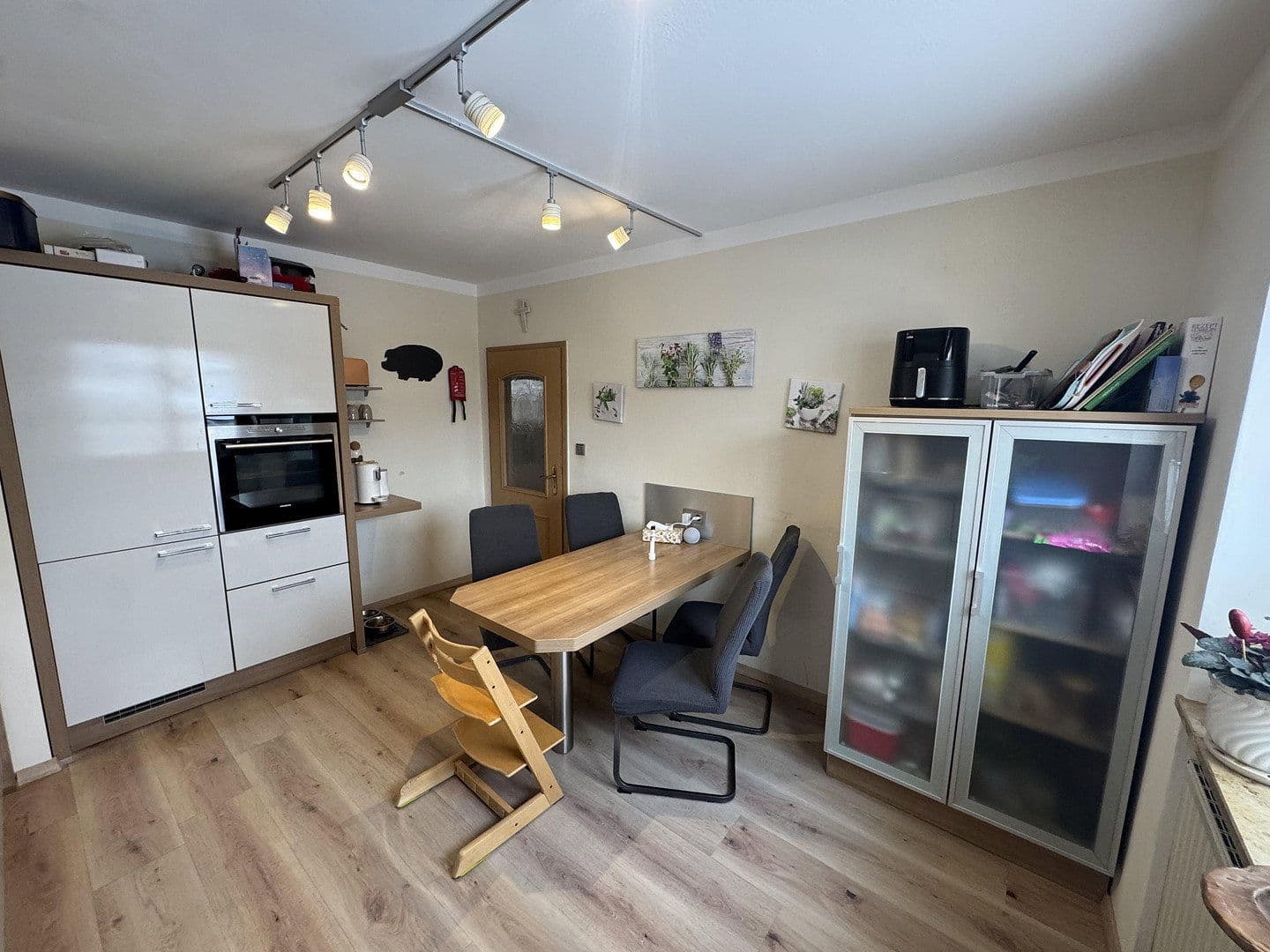 house for sale, 131 m², Neukirchen bei Sulzbach-Rosenberg, Bavaria house for sale, 131 m², Neukirchen bei Sulzbach-Rosenberg, Bavaria