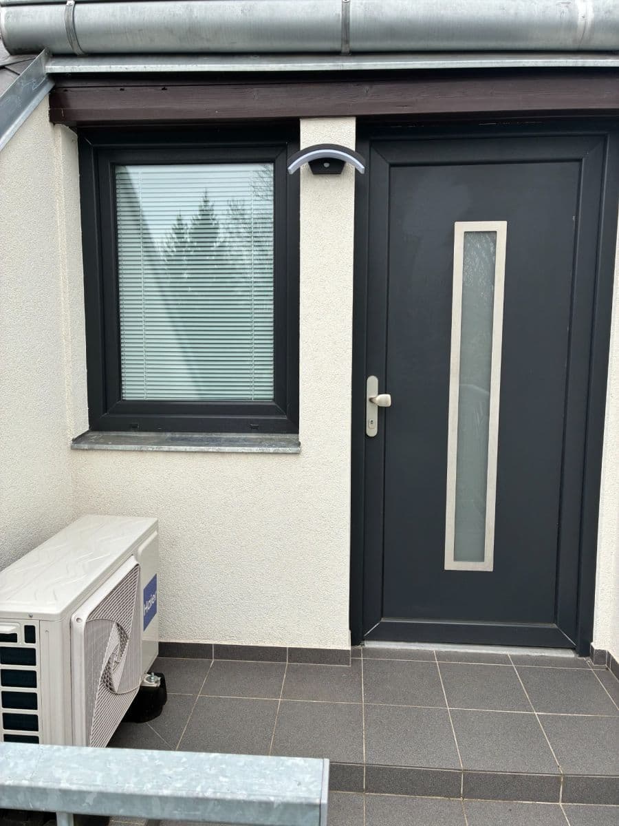 Studio flat to rent, 45 m², U Svodnice, Prague, Prague Studio flat to rent, 45 m², U Svodnice, Prague, Prague