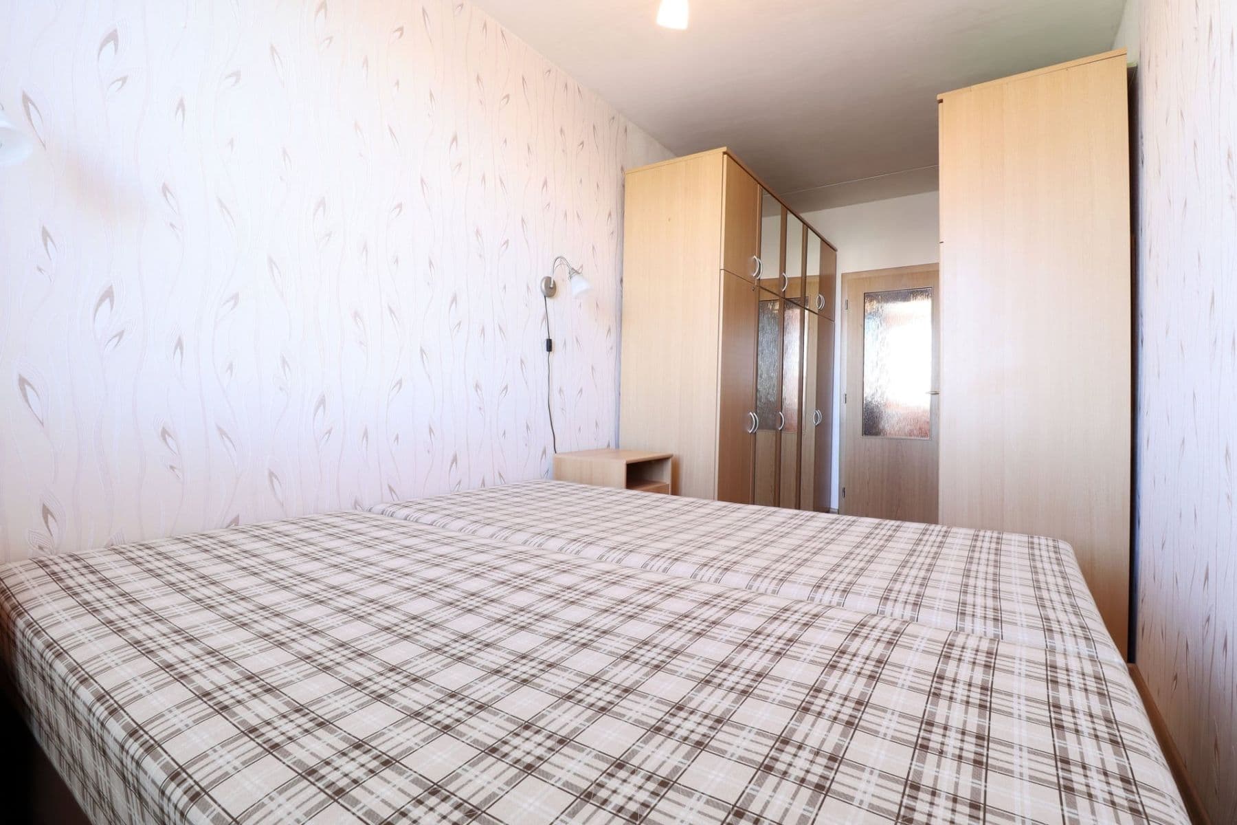 3 bedroom flat to rent, 68 m², Krynická, Prague, Prague 3 bedroom flat to rent, 68 m², Krynická, Prague, Prague