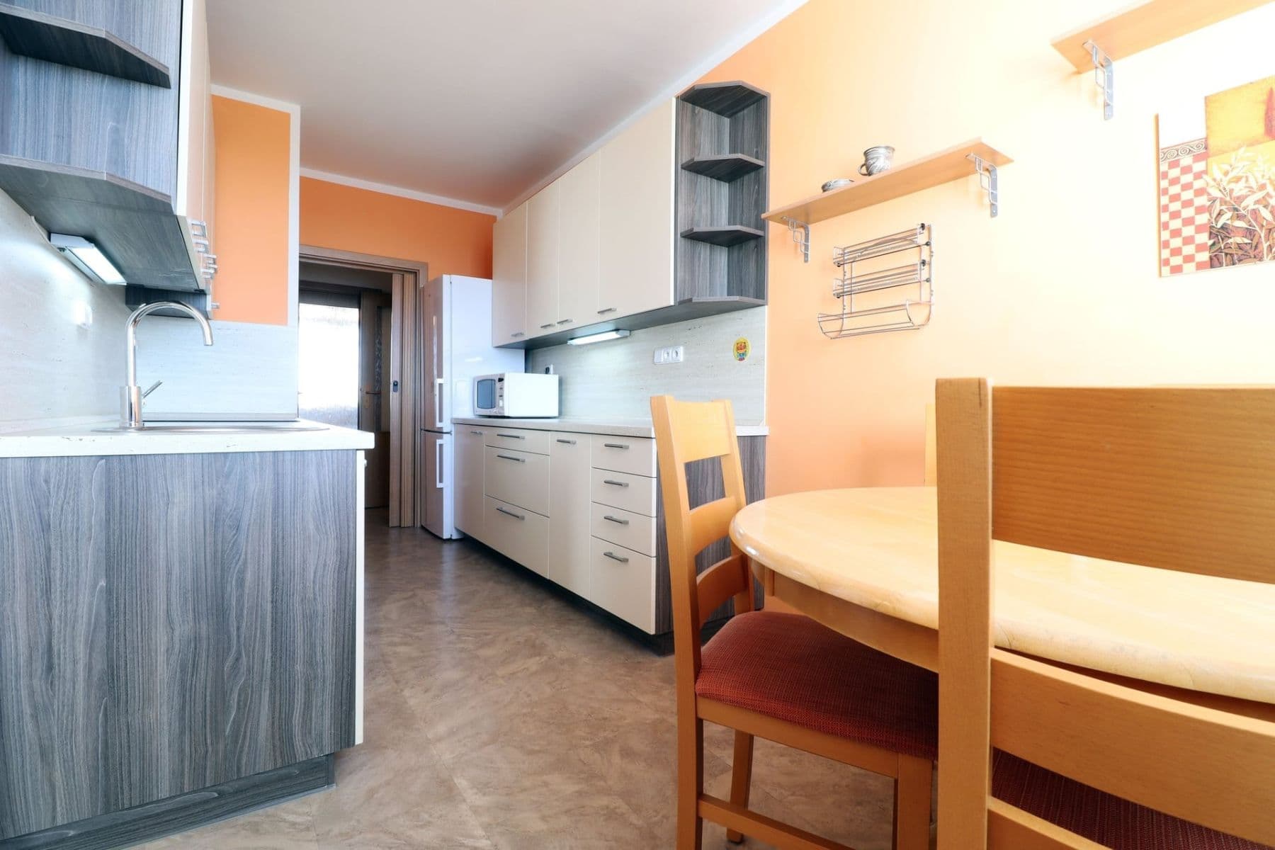 3 bedroom flat to rent, 68 m², Krynická, Prague, Prague 3 bedroom flat to rent, 68 m², Krynická, Prague, Prague