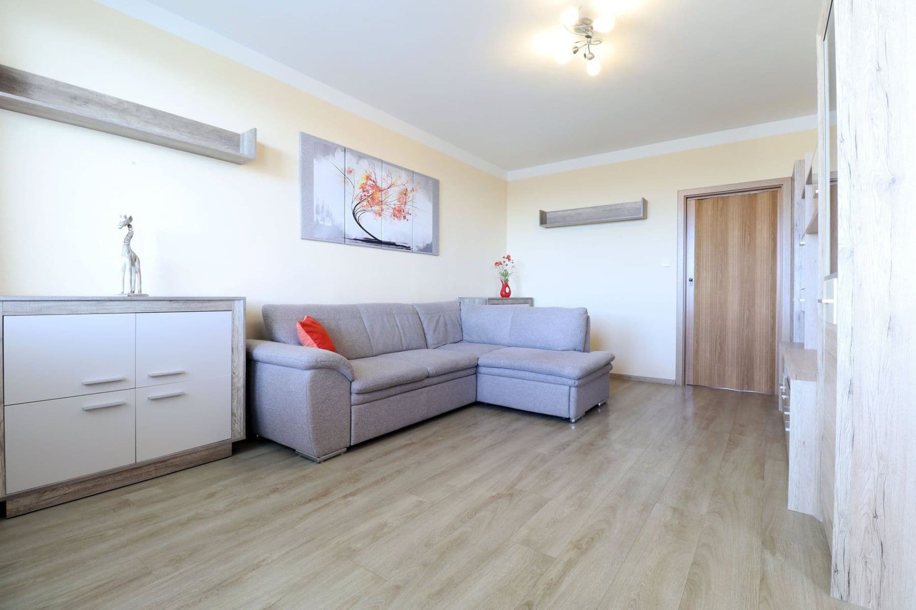 3 bedroom flat to rent, 68 m², Krynická, Prague, Prague 3 bedroom flat to rent, 68 m², Krynická, Prague, Prague