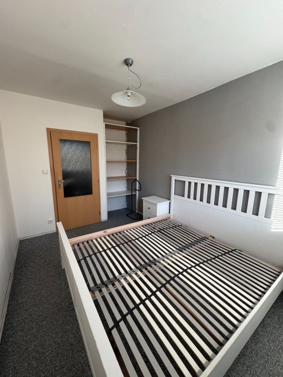 1 bedroom with open-plan kitchen flat to rent, 42 m², Novodvorská, Prague, Prague 1 bedroom with open-plan kitchen flat to rent, 42 m², Novodvorská, Prague, Prague