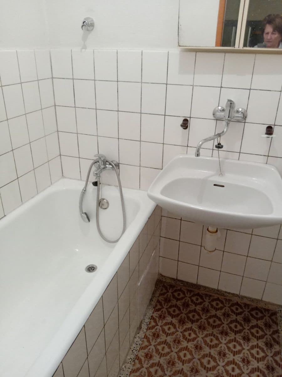 2 bedroom flat to rent, 61 m², Kubánské náměstí, Prague, Prague 2 bedroom flat to rent, 61 m², Kubánské náměstí, Prague, Prague