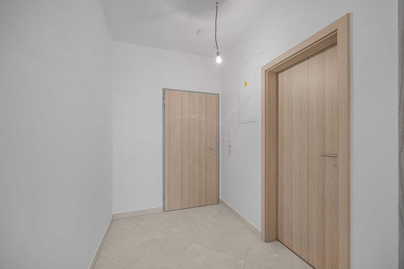 Studio flat to rent, 33 m², Gerstelova, Prague, Prague Studio flat to rent, 33 m², Gerstelova, Prague, Prague