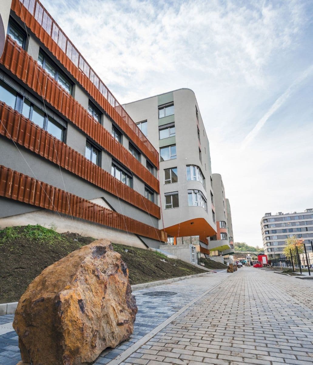 Studio flat to rent, 34 m², U Komína, Prague, Prague Studio flat to rent, 34 m², U Komína, Prague, Prague