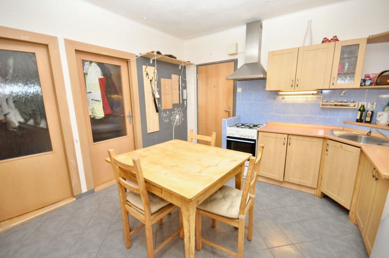 3 bedroom flat to rent, 71 m², Sámova, Prague, Prague 3 bedroom flat to rent, 71 m², Sámova, Prague, Prague