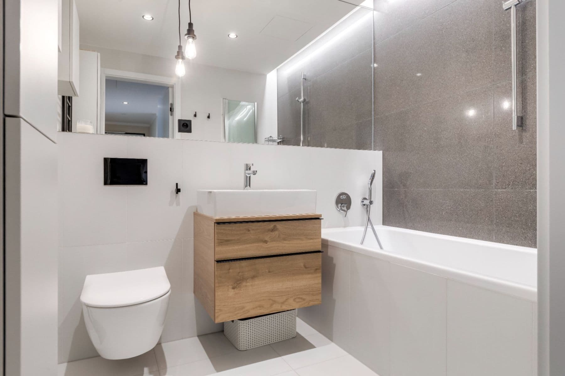 2 bedroom with open-plan kitchen flat for sale, 79 m², Grafická, Prague, Prague 2 bedroom with open-plan kitchen flat for sale, 79 m², Grafická, Prague, Prague