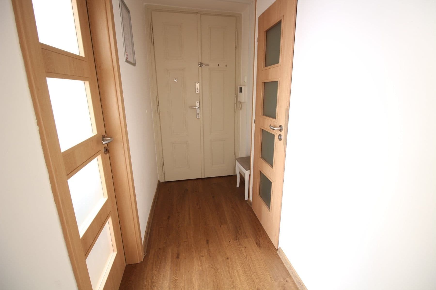 1 bedroom with open-plan kitchen flat to rent, 34 m², Vodičkova, Prague, Prague 1 bedroom with open-plan kitchen flat to rent, 34 m², Vodičkova, Prague, Prague