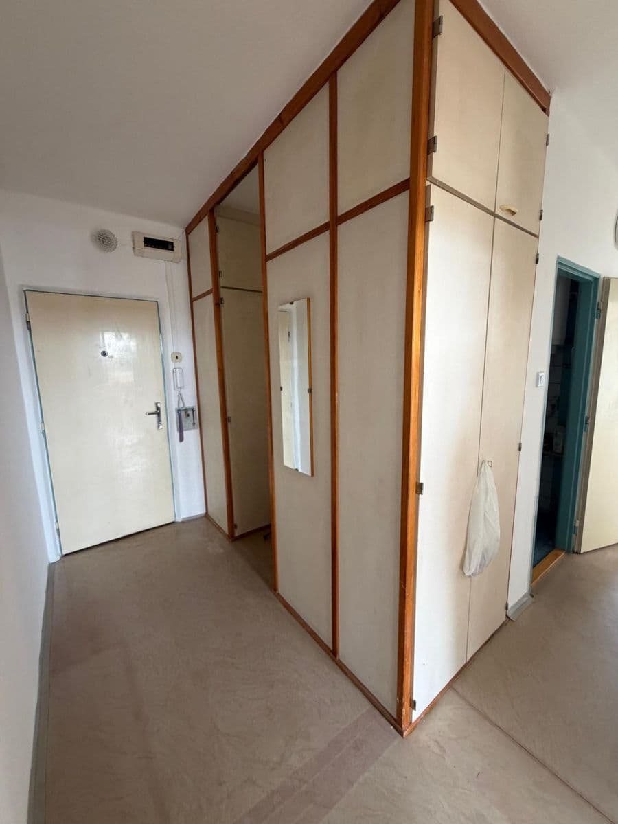 2 bedroom flat to rent, 65 m², Jižní, Česká Lípa, Liberecký Region 2 bedroom flat to rent, 65 m², Jižní, Česká Lípa, Liberecký Region