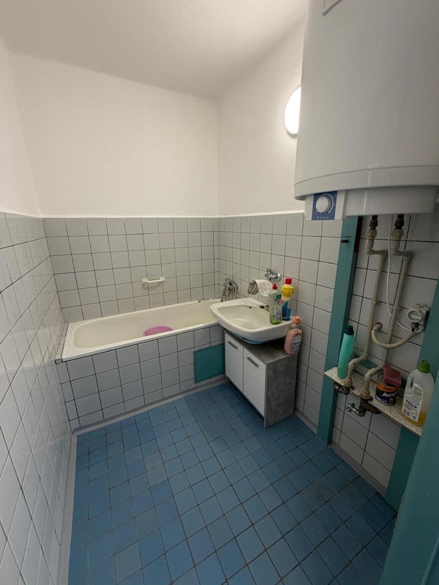 2 bedroom flat to rent, 65 m², Jižní, Česká Lípa, Liberecký Region 2 bedroom flat to rent, 65 m², Jižní, Česká Lípa, Liberecký Region