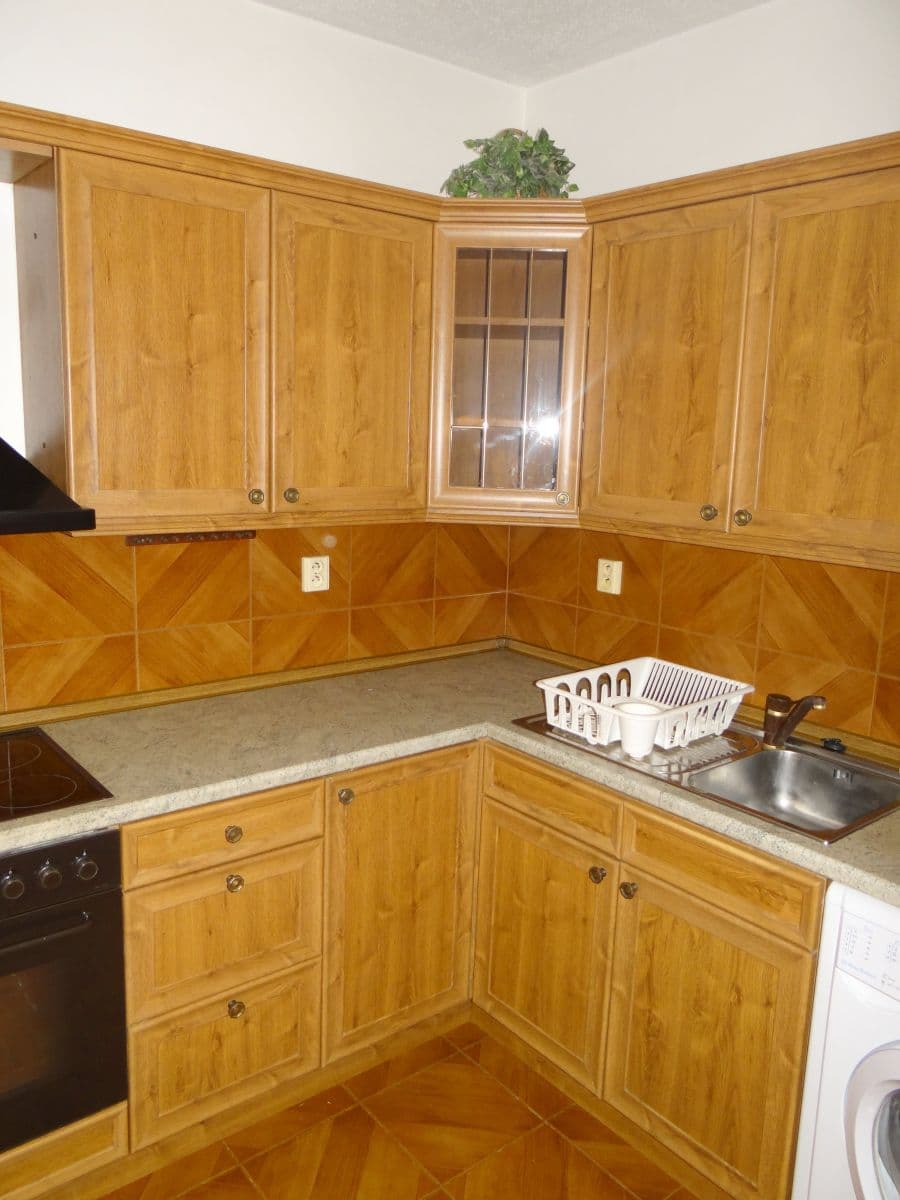 3 bedroom flat to rent, 63 m², Pražského, Prague, Prague 3 bedroom flat to rent, 63 m², Pražského, Prague, Prague