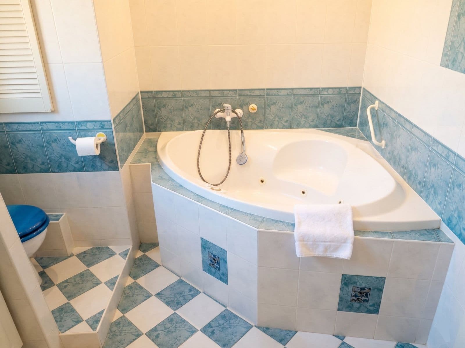 3 bedroom flat to rent, 63 m², Pražského, Prague, Prague 3 bedroom flat to rent, 63 m², Pražského, Prague, Prague