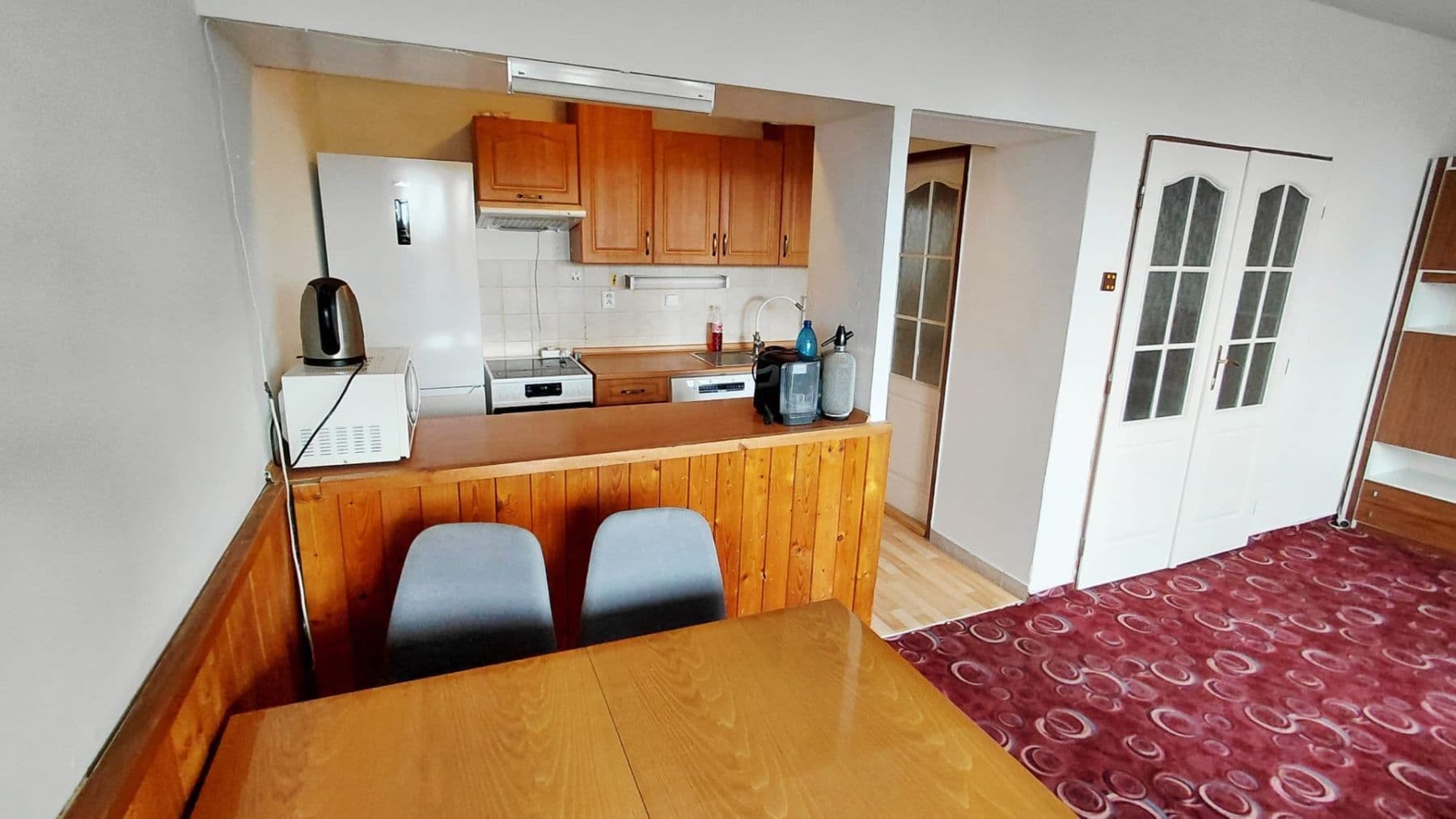 2 bedroom with open-plan kitchen flat to rent, 72 m², Hlivická, Prague, Prague 2 bedroom with open-plan kitchen flat to rent, 72 m², Hlivická, Prague, Prague